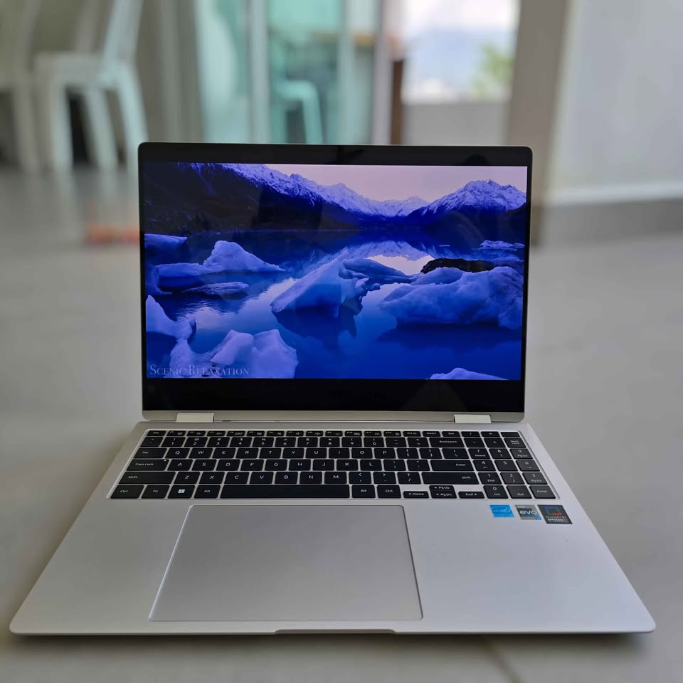 Portatil Samsung Galaxy Book3 pro 360 3k (version 3 - 16") i7 13th 1000gb 16gb Ram Táctil