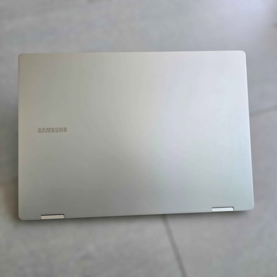 Portatil Samsung Galaxy Book3 pro 360 3k (version 3 - 16") i7 13th 1000gb 16gb Ram Táctil