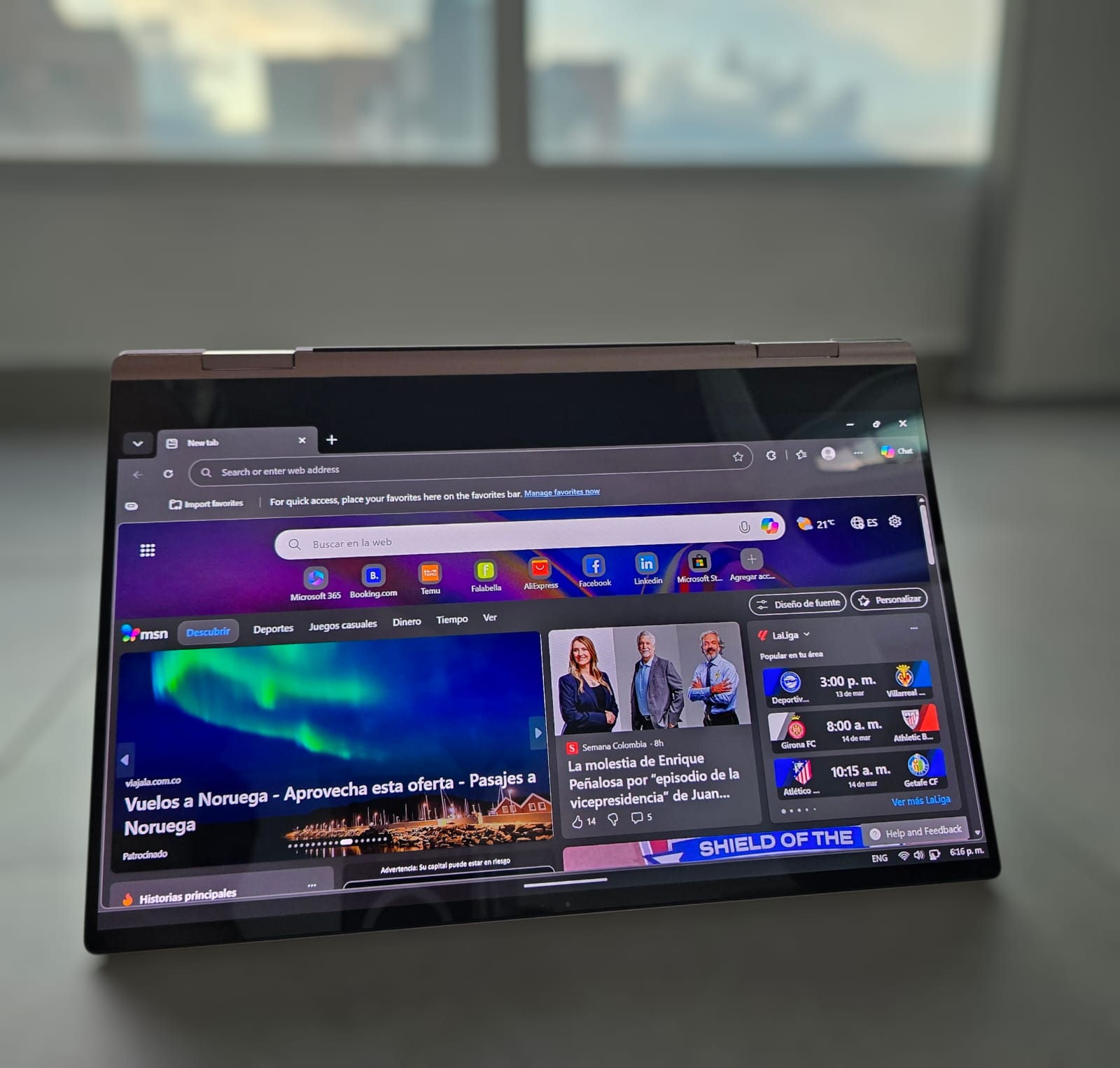 Portatil Samsung Galaxy Book 360 pro (Version 1 - 13") i7 bronze Tactil con lector de huella